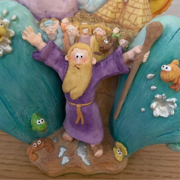 The Beginners Bible Moses Parts The Red Sea Ceramic Collectible Figure 1996 Rare - Picture 6 of 15